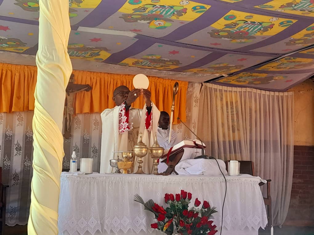 Bishop Mwakhwawa during Mass ce;ebrations at Madisi Parish