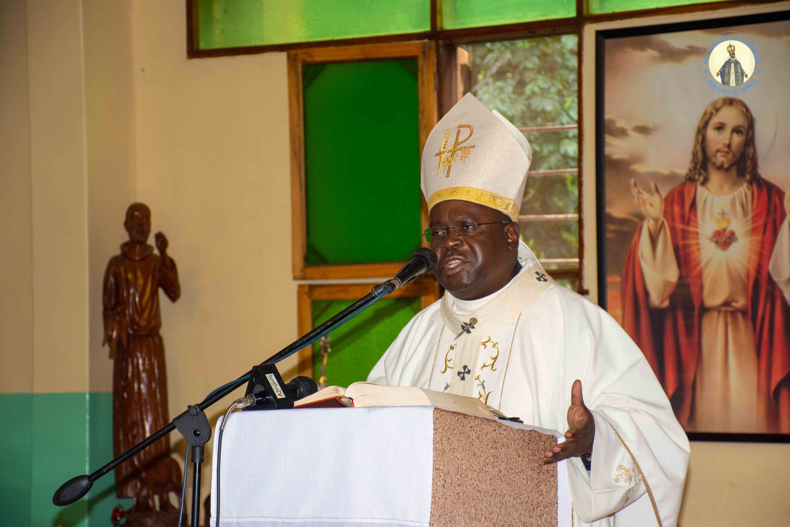 Archbishop Tambala sharing homily